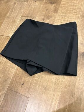 ZARA Black faux wrap skort XL